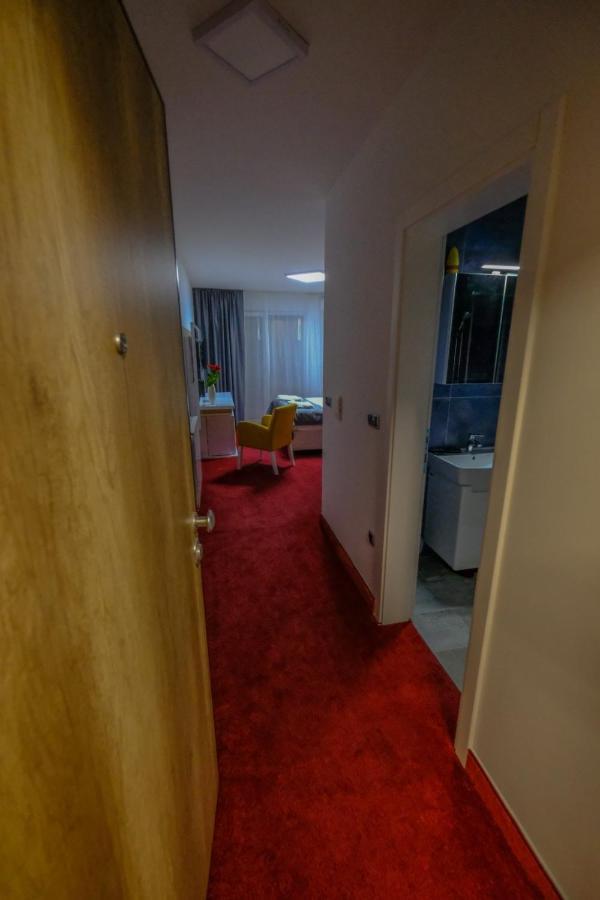 Delux Apartmani Bulevar Saraybosna Dış mekan fotoğraf